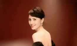 娱乐圈吃瓜笑死的女明星,盘点那些让人捧腹的女明星吃瓜瞬间